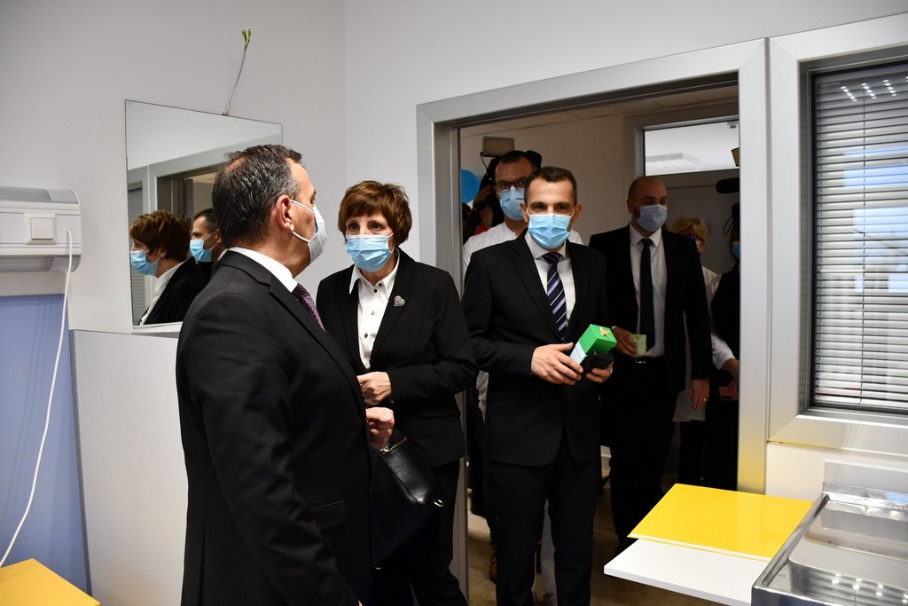 STIGAO I MINISTAR BEROŠ Otvoren najljepši i najveseliji rekonstruirani dio bolnice – Odjel pedijatrije