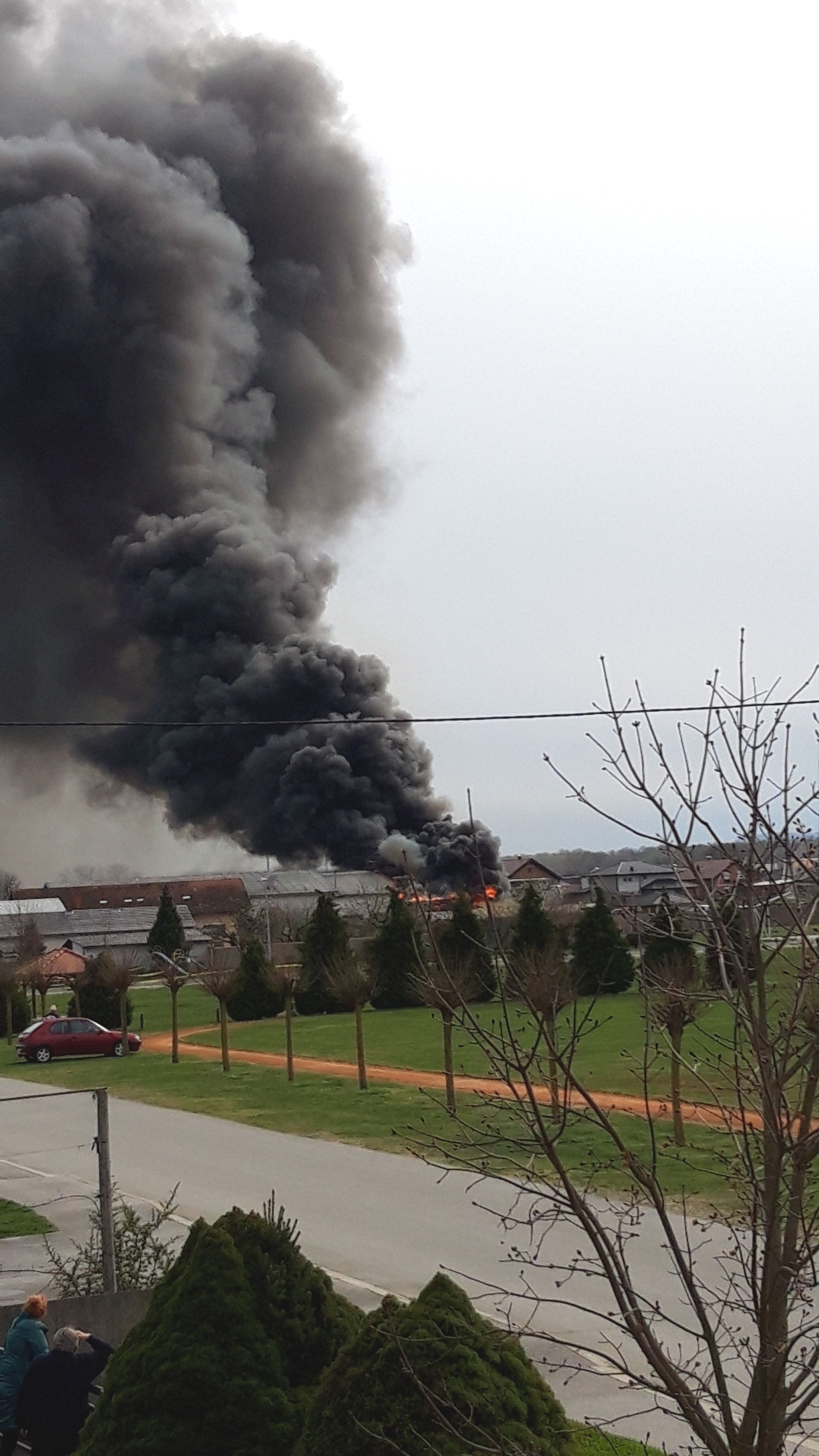 Požar u Strahonincu