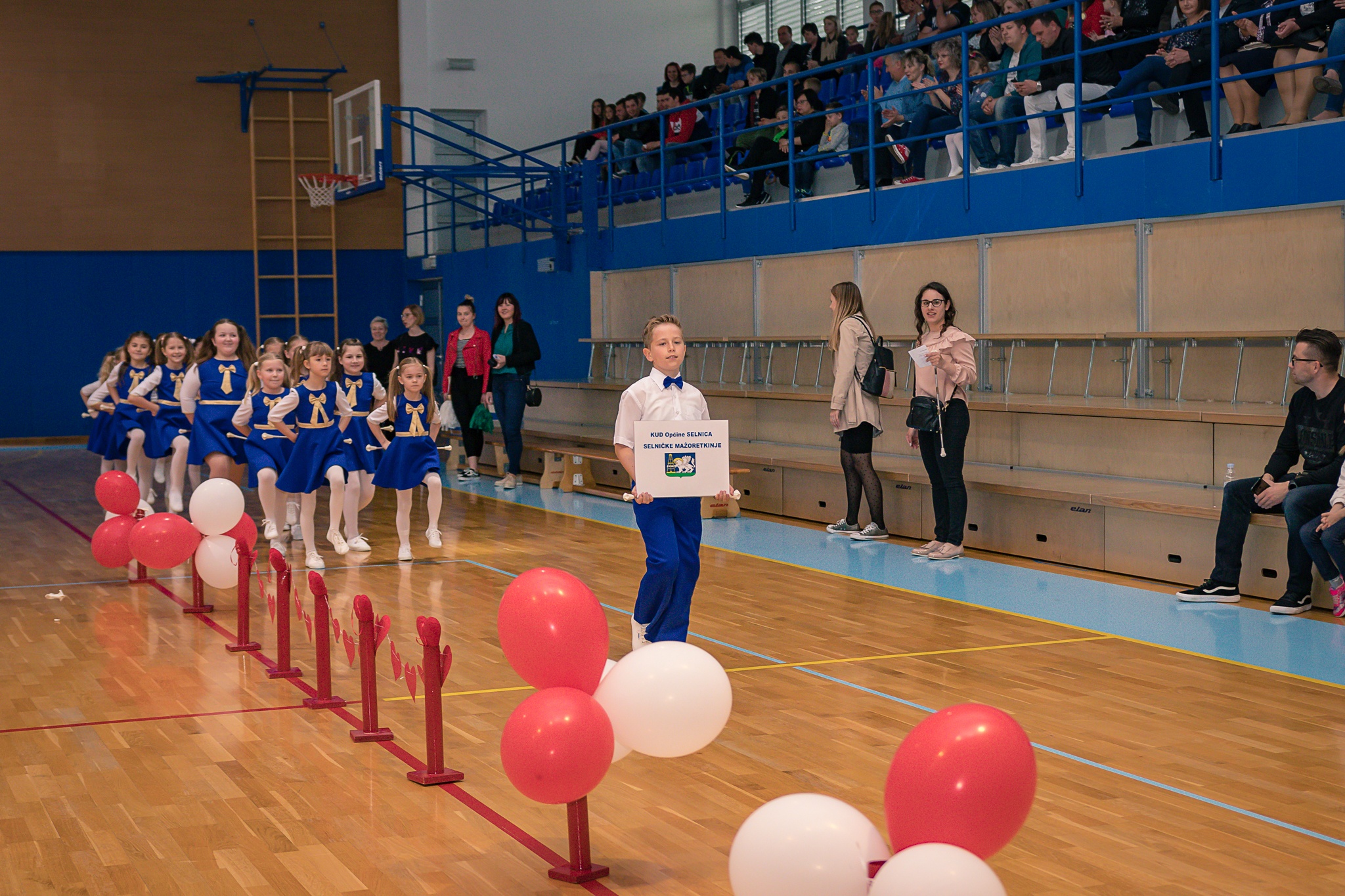 Mažoret show u Kotoribi