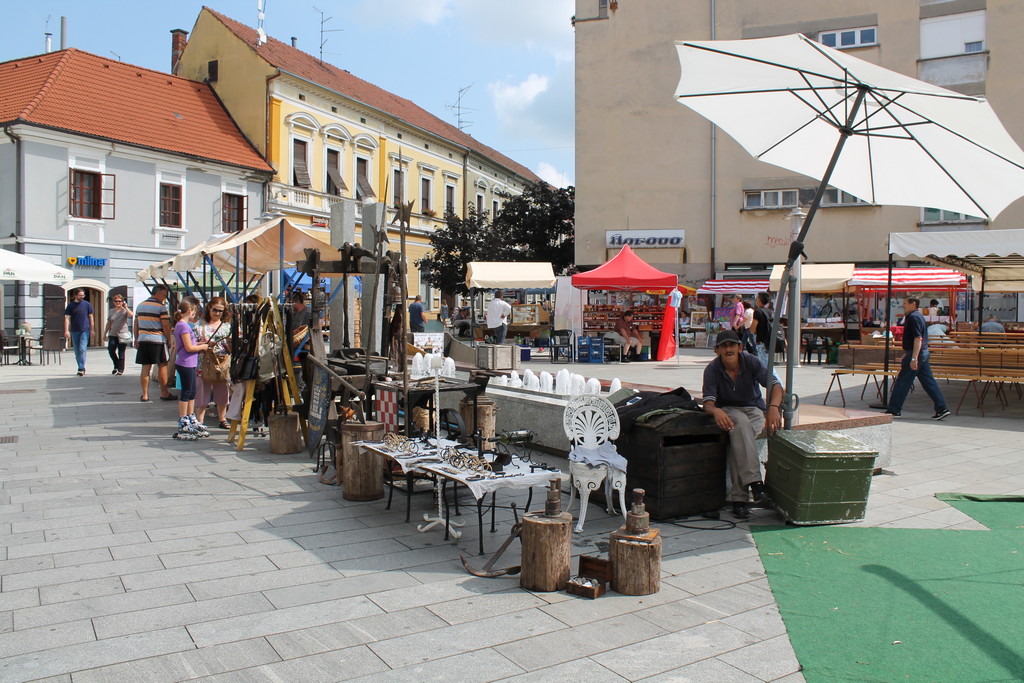 slika00021657809 FOTO: Pogledajte današnju atmosferu na Porcijukulovom! 1.8.2014.