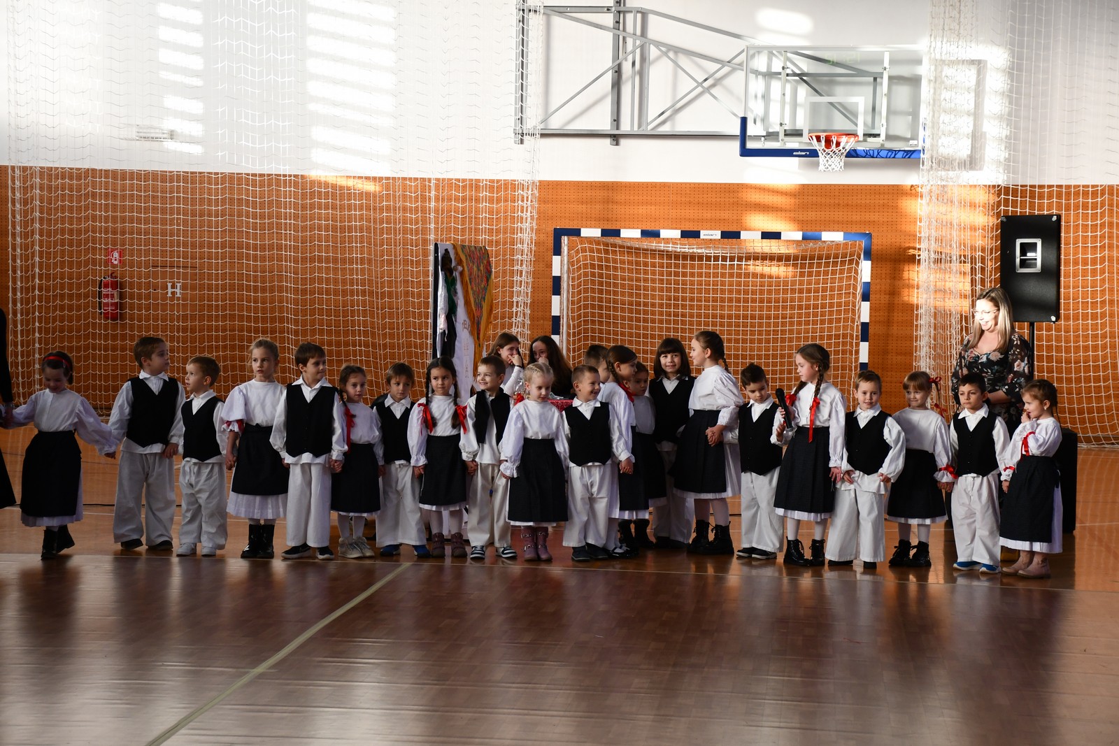 ČUVARI TRADICIJE Godišnja priredba KUD-a Belica