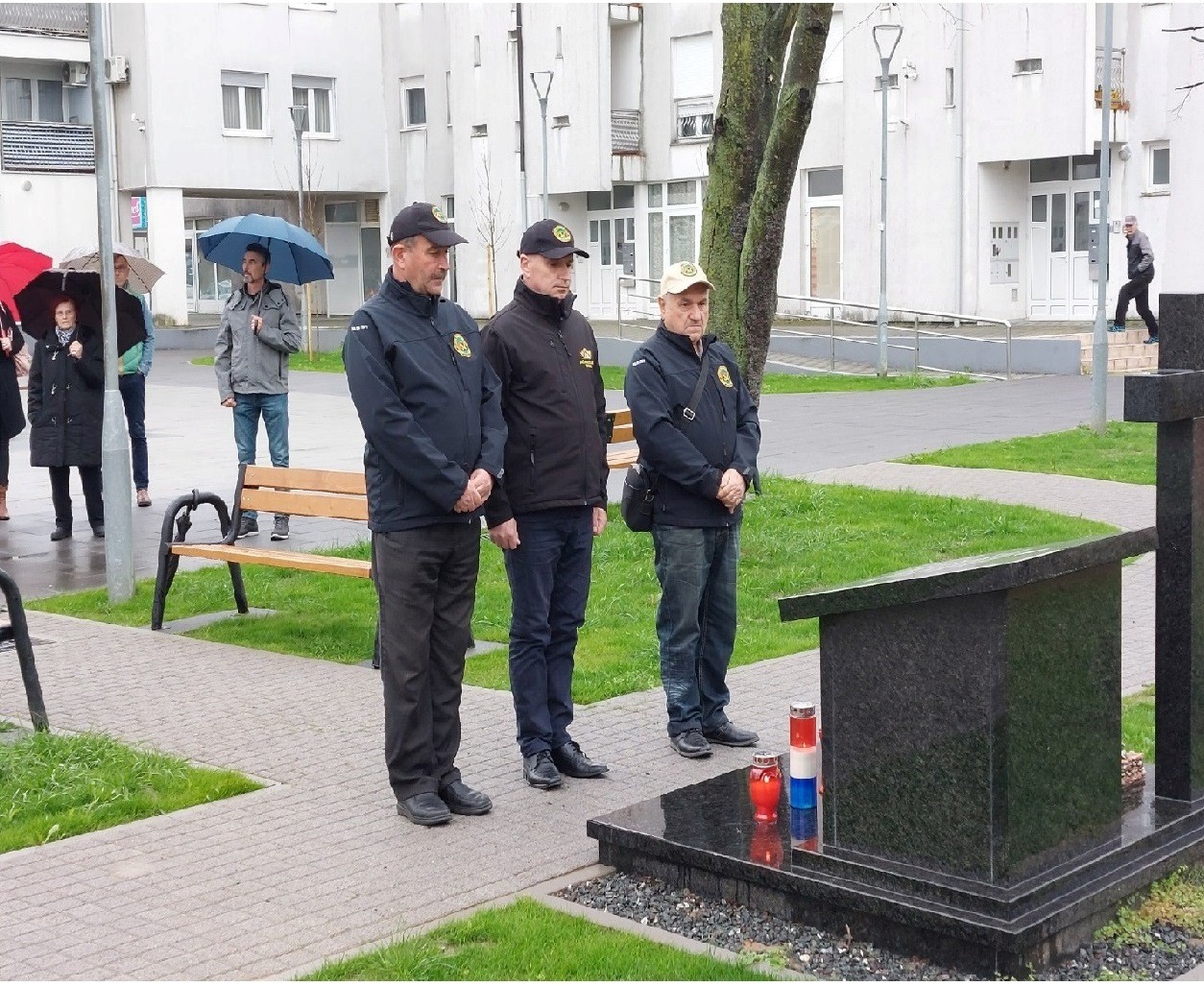 OBILJEŽENA GODIŠNJICA POGIBIJE HEROJA IZ ŠENKOVCA