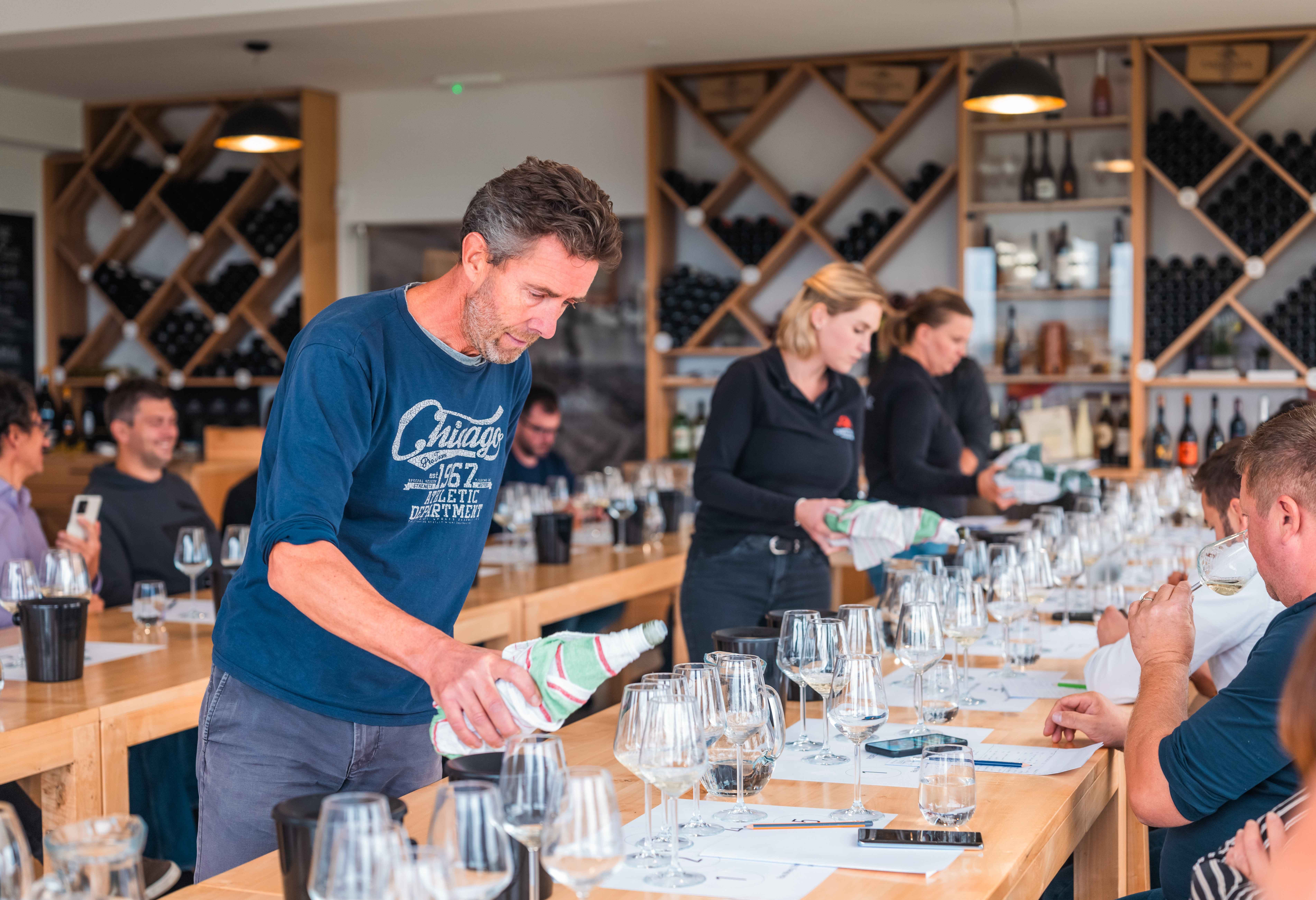 VRHUNSKA DEGUSTACIJA Pogledajte kako je bilo na međunarodnoj radionici vina