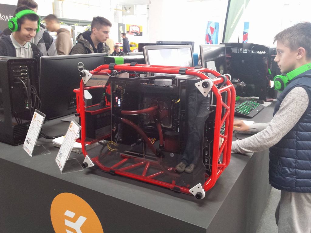 1228153110740228492833728147757