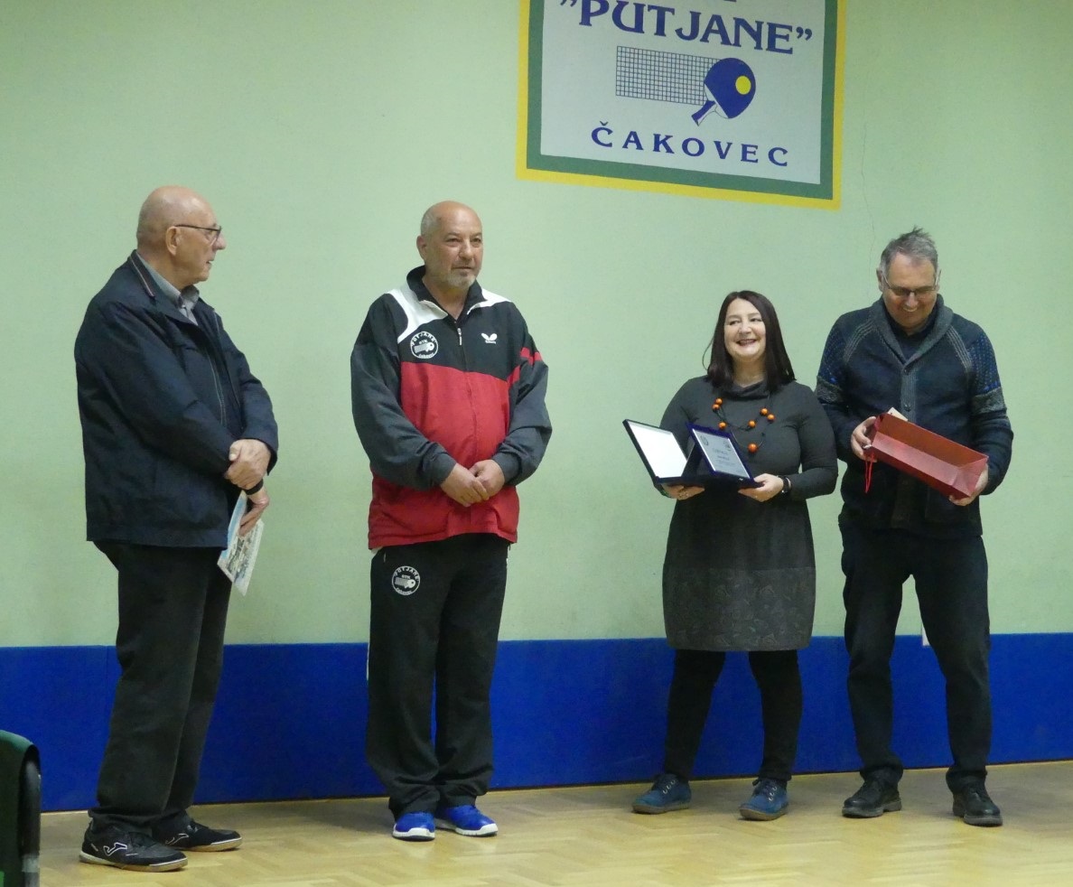 LEGENDA STOLNOG TENISA Rino Megla se nakon 55 godina oprostio od aktivnog igranja stolnog tenisa LEGENDA STOLNOG TENISA Rino Megla se nakon 55 godina oprostio od aktivnog igranja stolnog tenisa