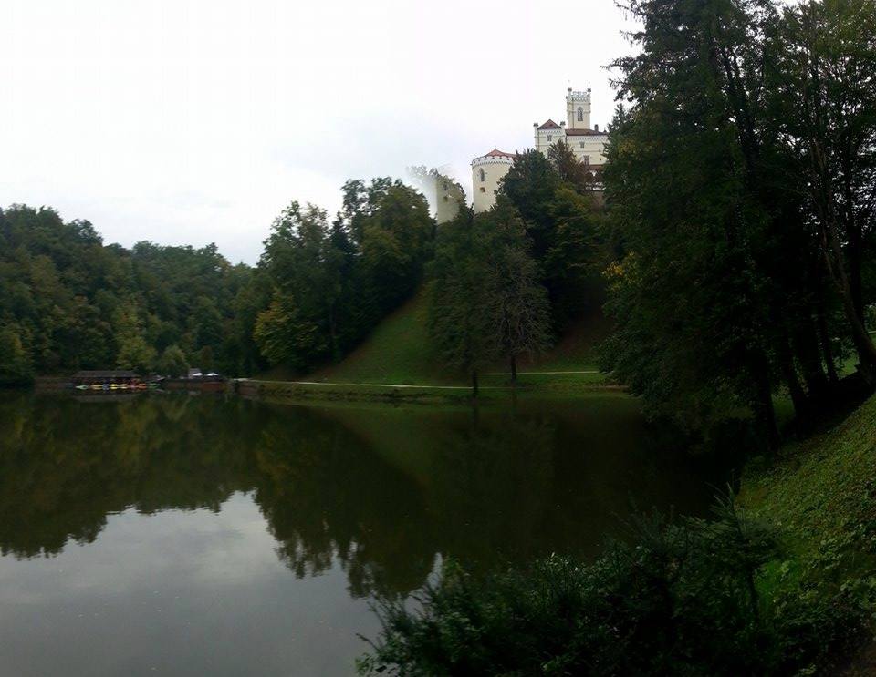 1206382574418215904721462589111