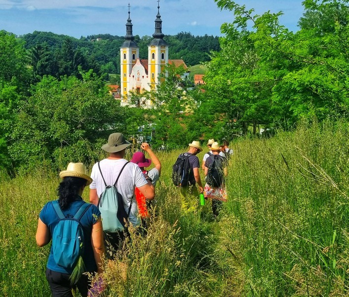 OD PLIVAČKOG PRVAKA DO TURISTIČKOG VODIČA Kiki ‘z Međimurja goste vodi na lutanja međimurskim bregima i goricama OD PLIVAČKOG PRVAKA DO TURISTIČKOG VODIČA Kiki ‘z Međimurja goste vodi na lutanja međimurskim bregima i goricama