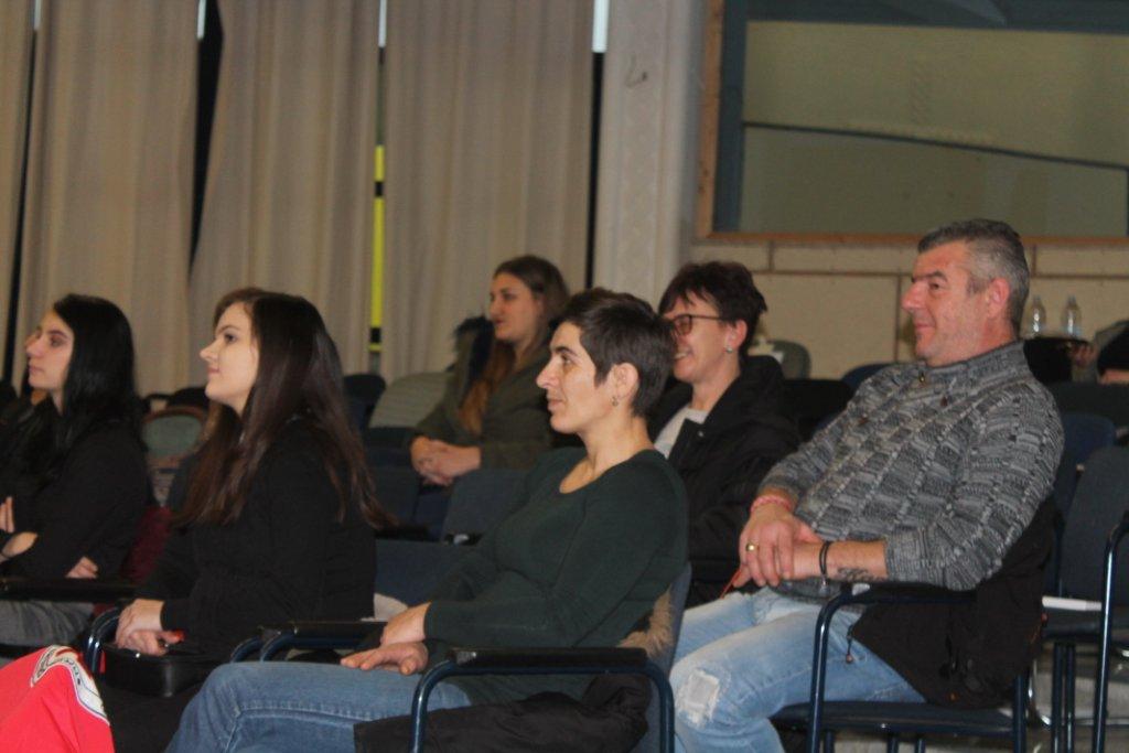 Crveni križ Čakovec: Dvadeset mladih osposobljeno za nedaće