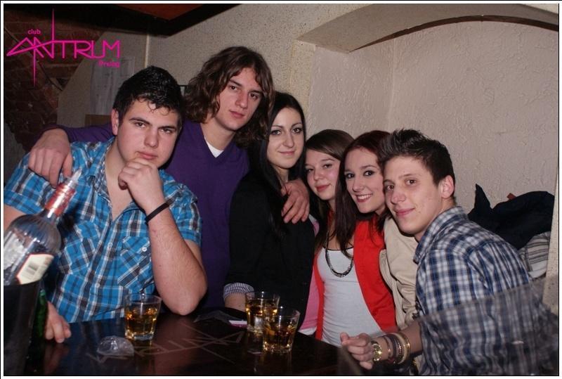 slika0018 Antrum (Subota, 12.1.2013.) slika0018 Antrum (Subota, 12.1.2013.)