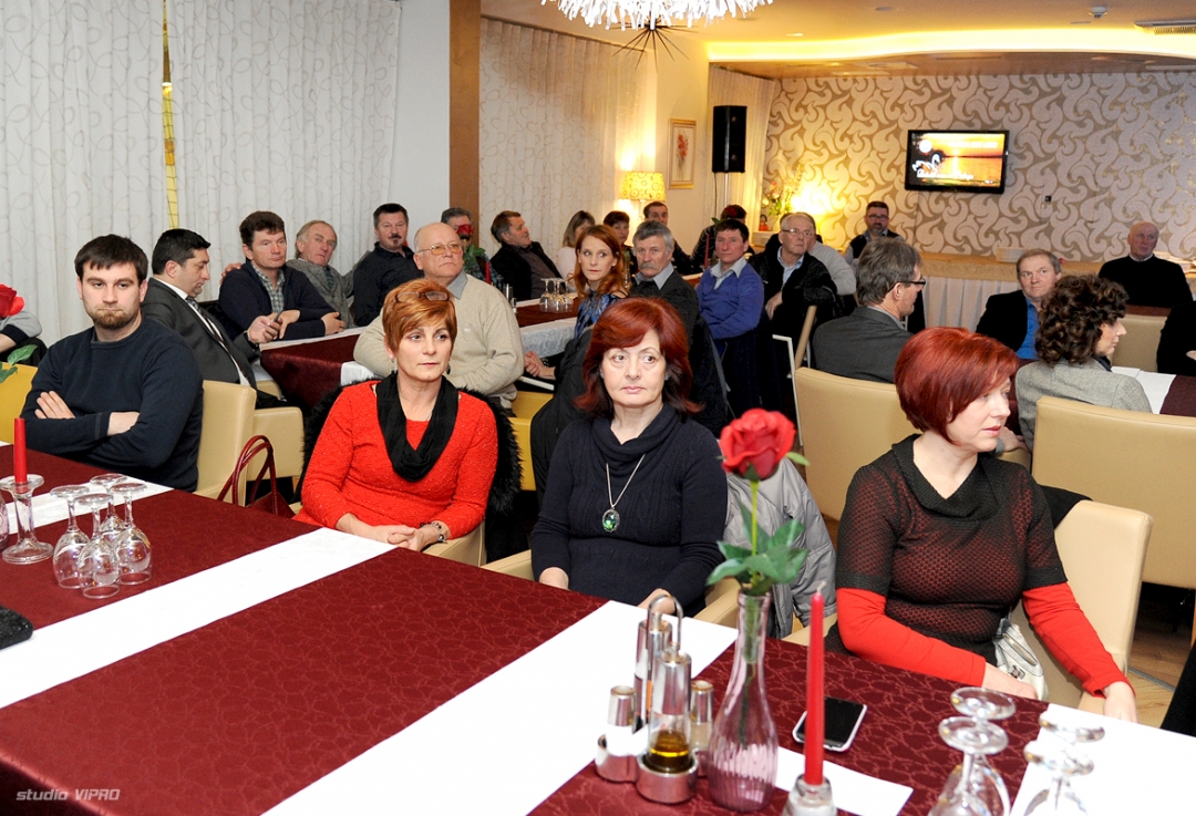 278511367dsc8058327423