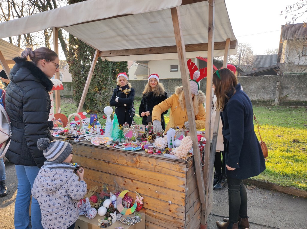 Prvi Božićni sajam u Pribislavcu naišao na odličan odaziv