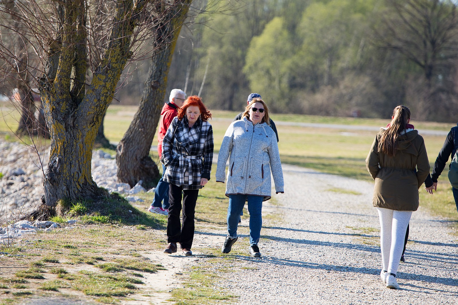 KLIKOM PO MARINI Suncem okupana Marina danas je bila prepuna ljudi!