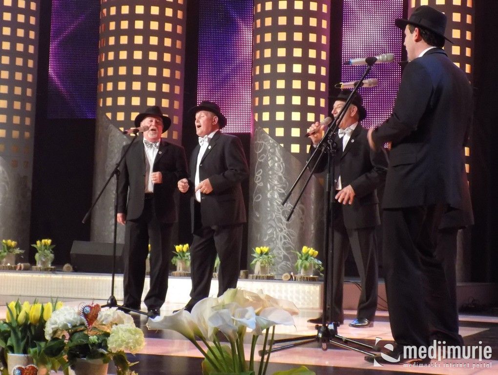 lijepomnasom0018479766