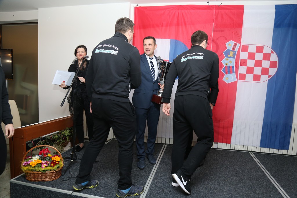 pravazena00086267622