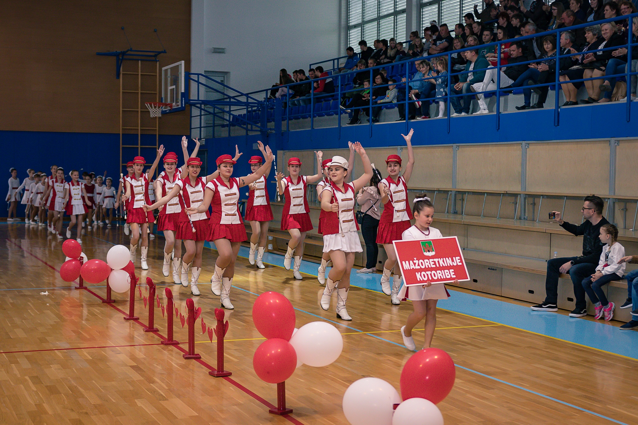 Mažoret show u Kotoribi