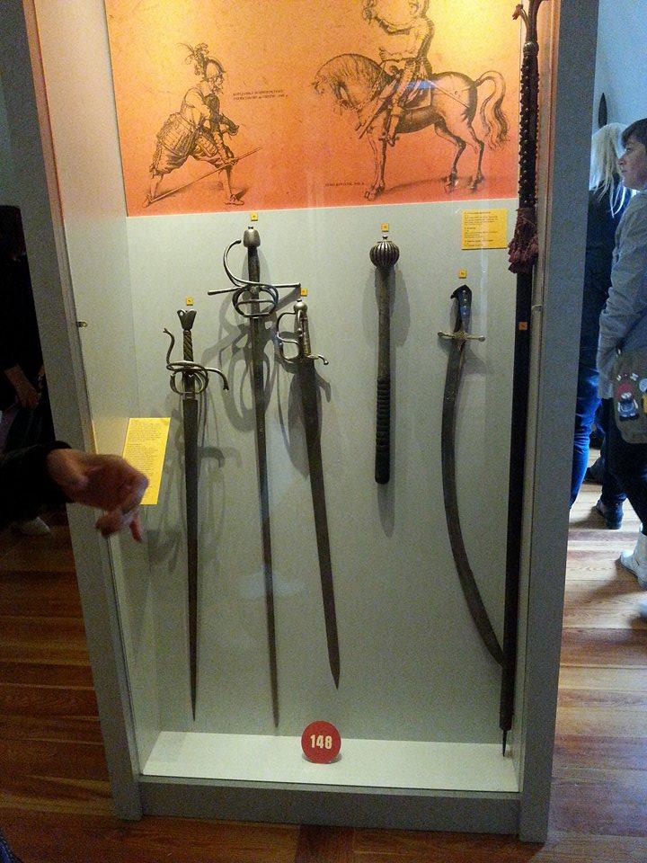 1202918646158289068880667963925