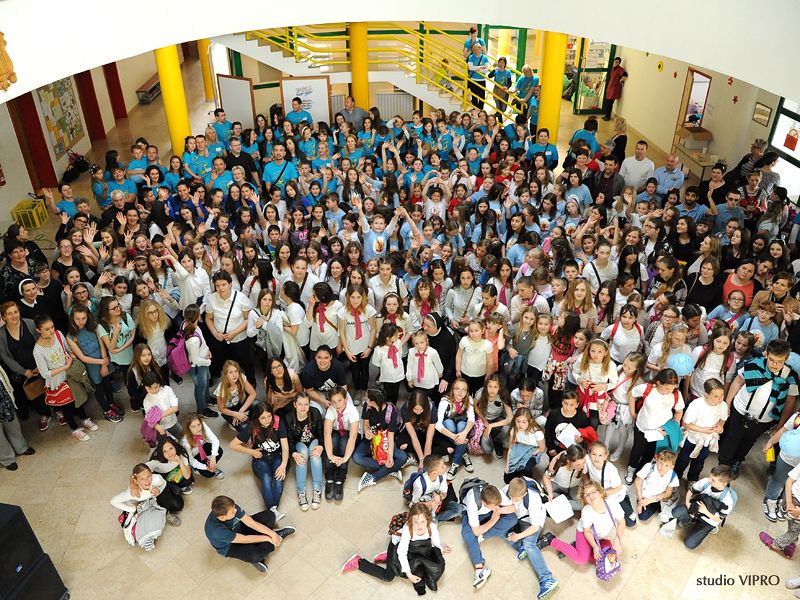 349615209dsc1150833903