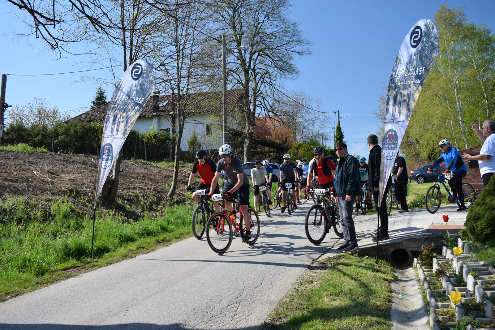 VELIKA FOTOGALERIJA Pogledajte kako je bilo je gravel maratonu između Mure i Drave VELIKA FOTOGALERIJA Pogledajte kako je bilo je gravel maratonu između Mure i Drave