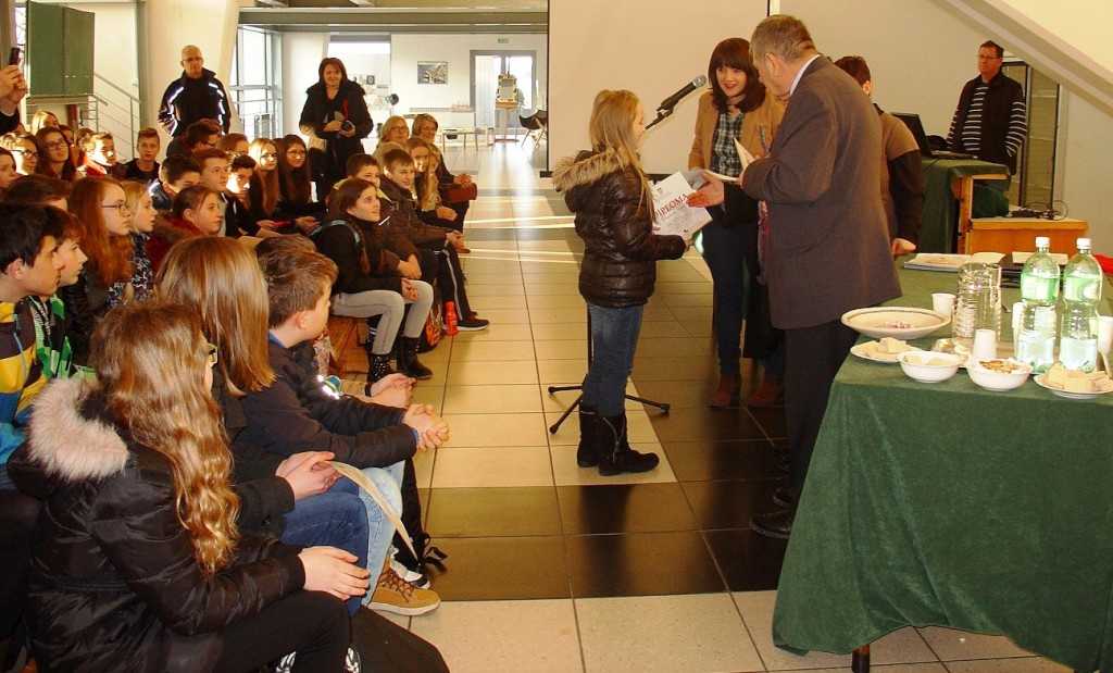 dsc00506podjeladiploma503896