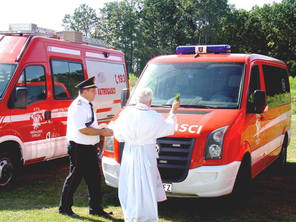 dvddruzbinec03433623