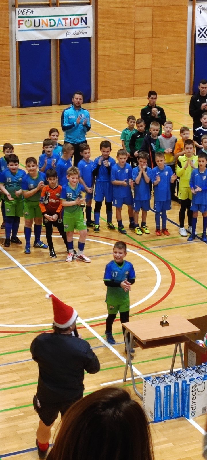 1. Deda Mraz Football Cup Megiba u kategoriji U9 osvojila ekipa ŠN Dinamo-Zelenko