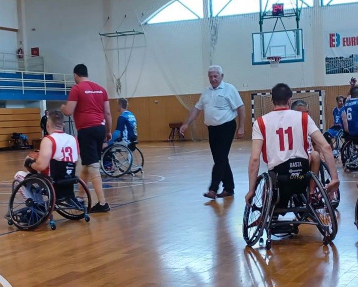 Košarkaši u kolicima