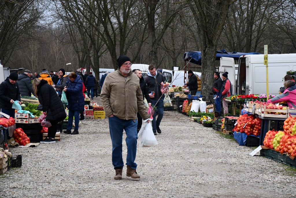 Prohladno jutro na čakovečkom sajmu, no bogata ponuda nije izostala