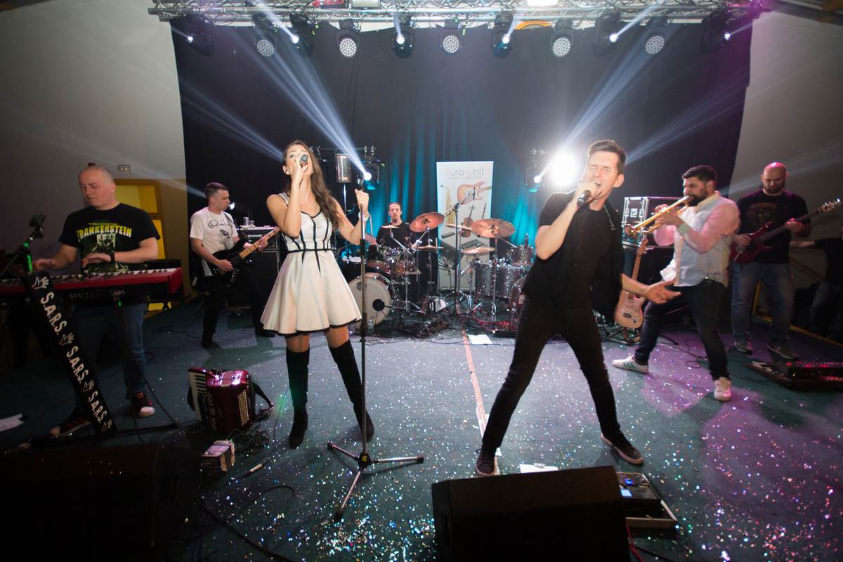 Čehaj fest: Odlična zabava na Mesapu uz Genovu, Pero Defformero i S.A.R.S.