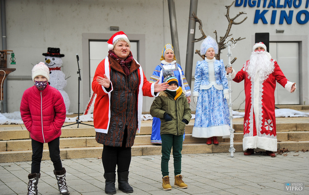 Djed Mraz i Snjeguročka posjetili Prelog
