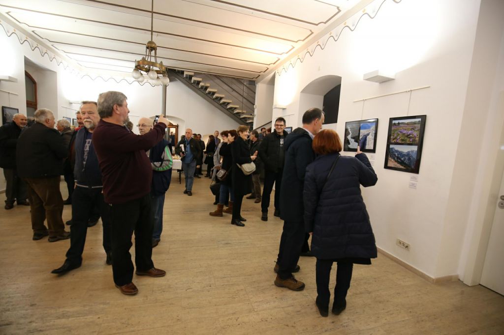 2765356710214156379720433131438