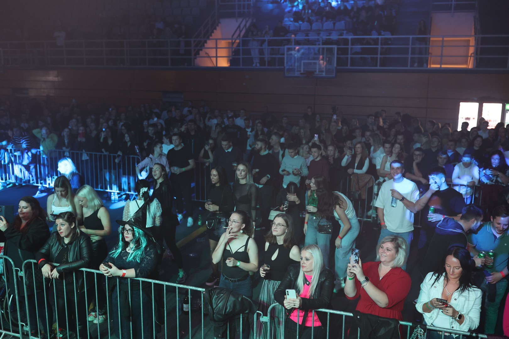 FOTO/VIDEO Grupa Magazin i Boban Rajović otjerali kišnu i tmurnu atmosferu iz Čakovca