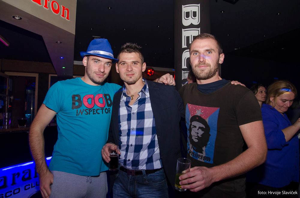 1487649712165702184175718232917