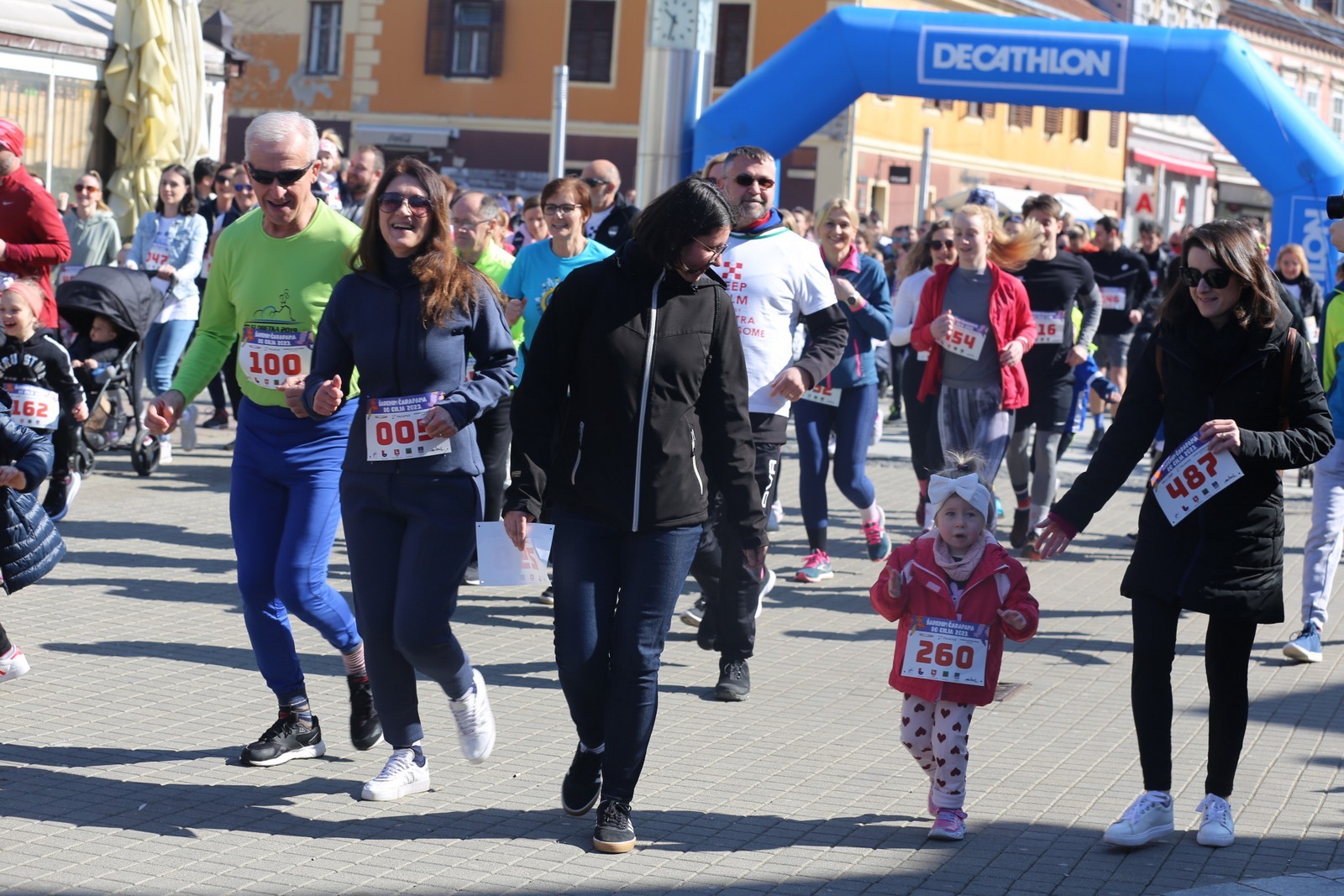 ”Šarenim čarapama do cilja”