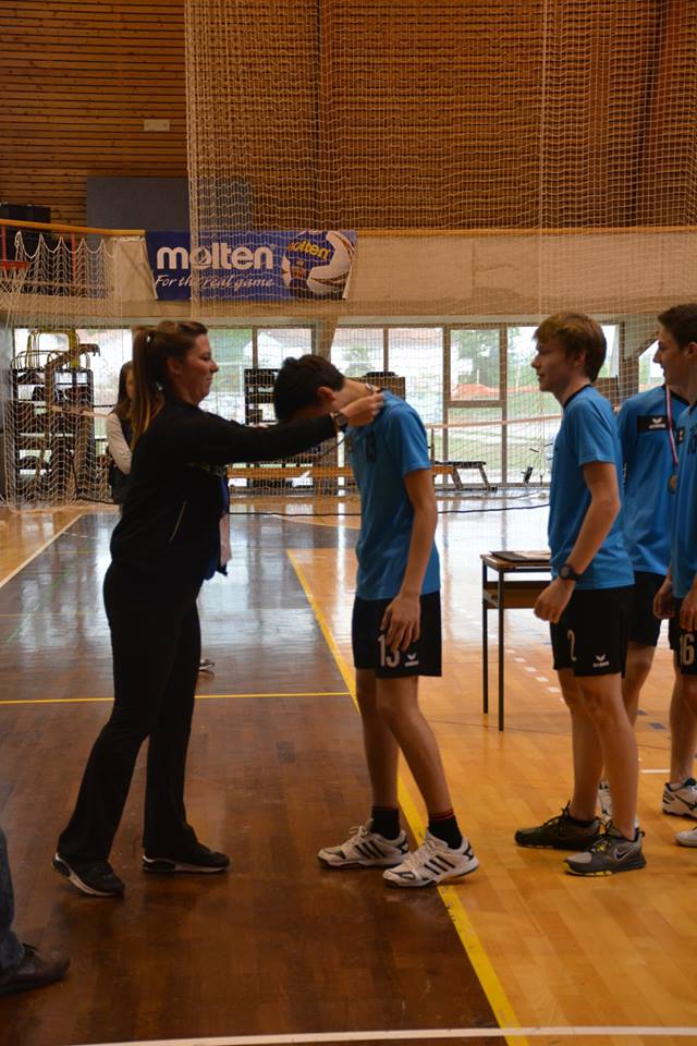 badmintonumag2545695