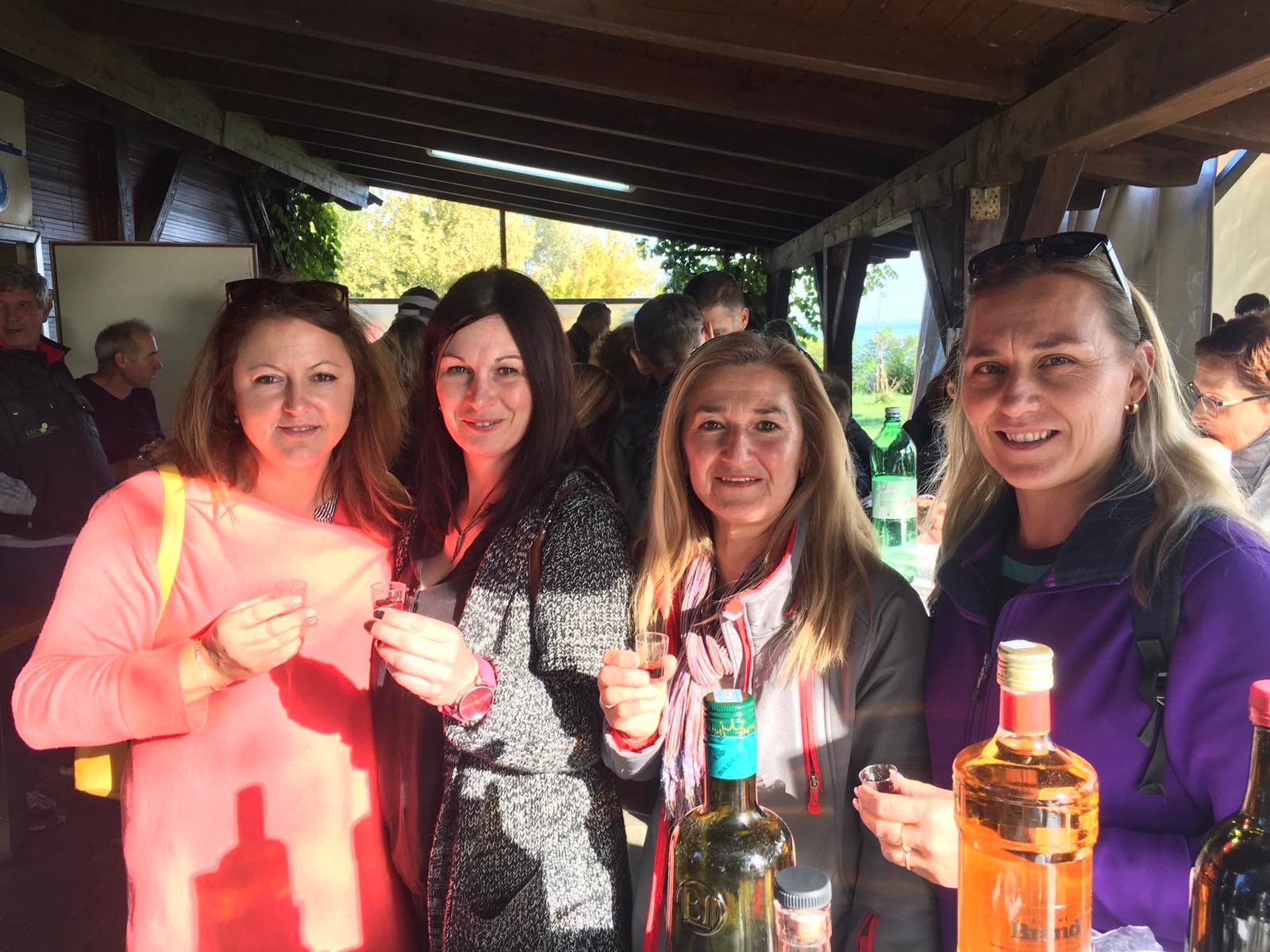 Veselo je na preloškoj Marini: Kestenijada i druženje članova Nautičkog kluba Labud