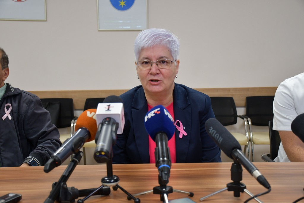 VRIJEDNA DONACIJA Županijska liga protiv raka donirala bolnici igle za core biopsiju VRIJEDNA DONACIJA Županijska liga protiv raka donirala bolnici igle za core biopsiju