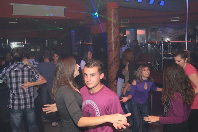 IMG9434 Maraton (Subota, 15.10.2011) IMG9434 Maraton (Subota, 15.10.2011)