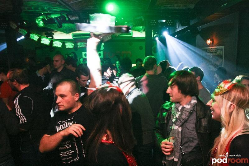 slika0004 Poodrom (Subota, 10.11. – Južnjačka party)