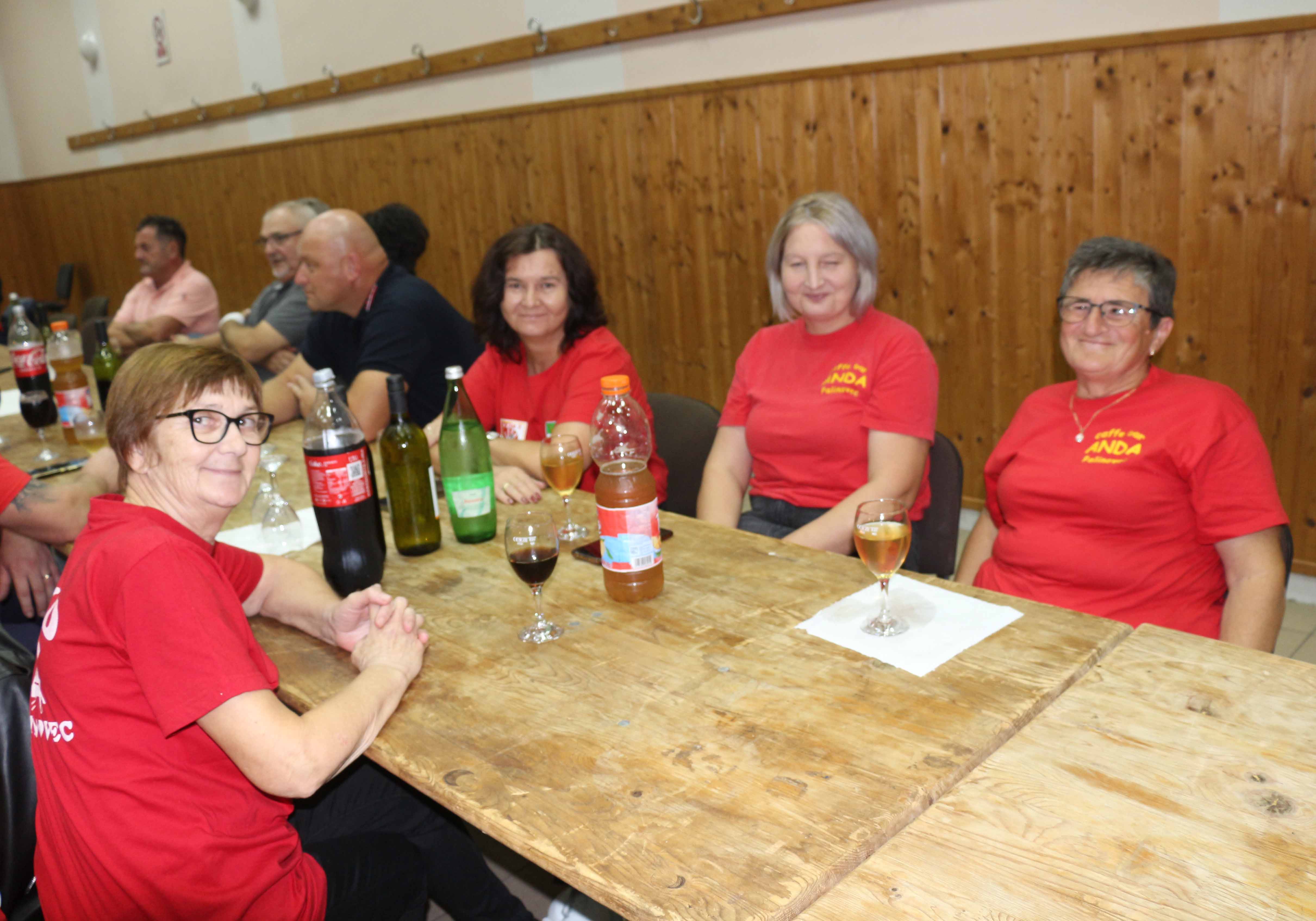 DVD PALINOVEC Povodom fantastične natjecateljske godine organizirali završno druženje