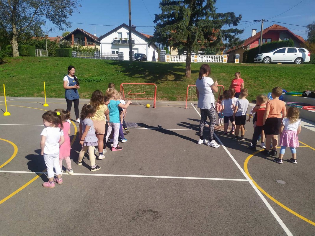 SPORT I DRUŽENJE Mališani iz vrtića ‘Maslačak’ uključili su se u obilježavanje Europskog tjedna sporta