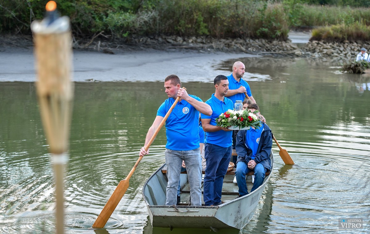 FOTO Uz molitvu i prigodan program obilježena godišnjica tragedije na rijeci Dravi