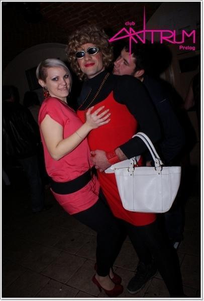 slika0096 Antrum (Petak i subota, 8. i 9.2.2013) slika0096 Antrum (Petak i subota, 8. i 9.2.2013)