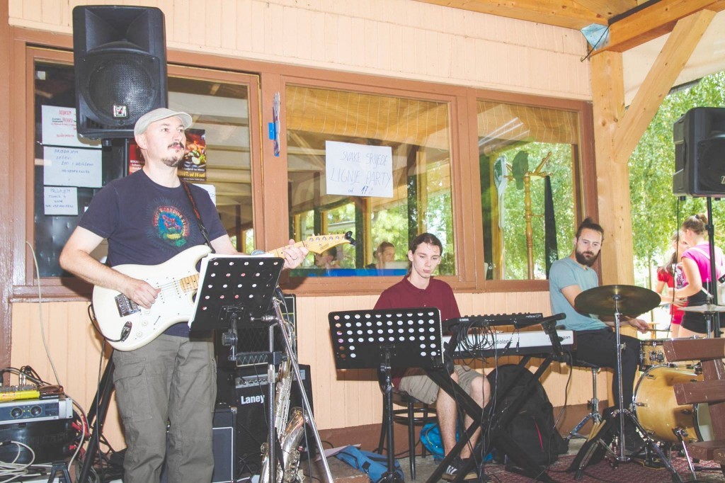 2062612210209505650938879220319