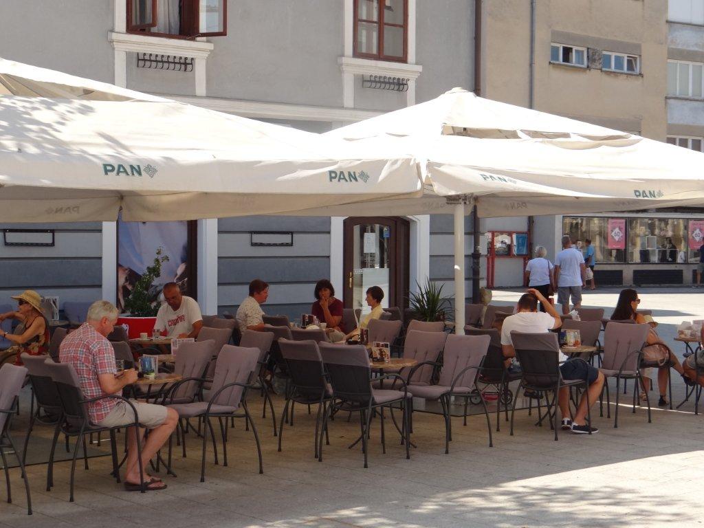 Prijepodnevna šetnja Čakovcem: Važno je kavicu popiti, lijepu riječ čuti, osjetiti bilo grada