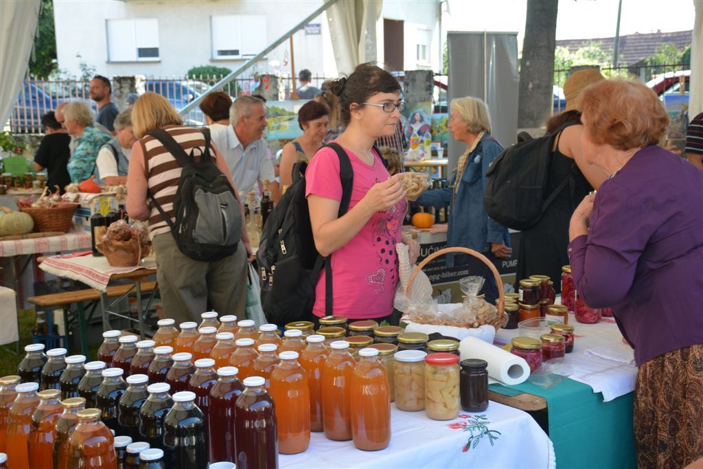 dsc6958801585