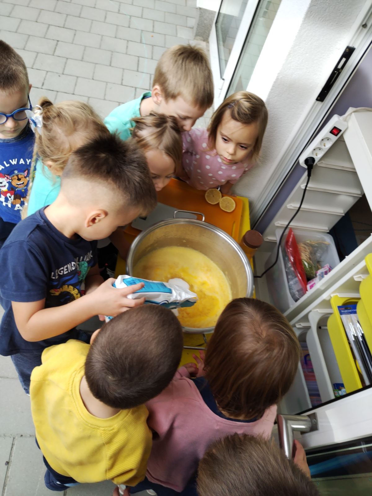 DJECA SU UŽIVALA Jesenska svečanost u Dječjem vrtiću Cvrčak