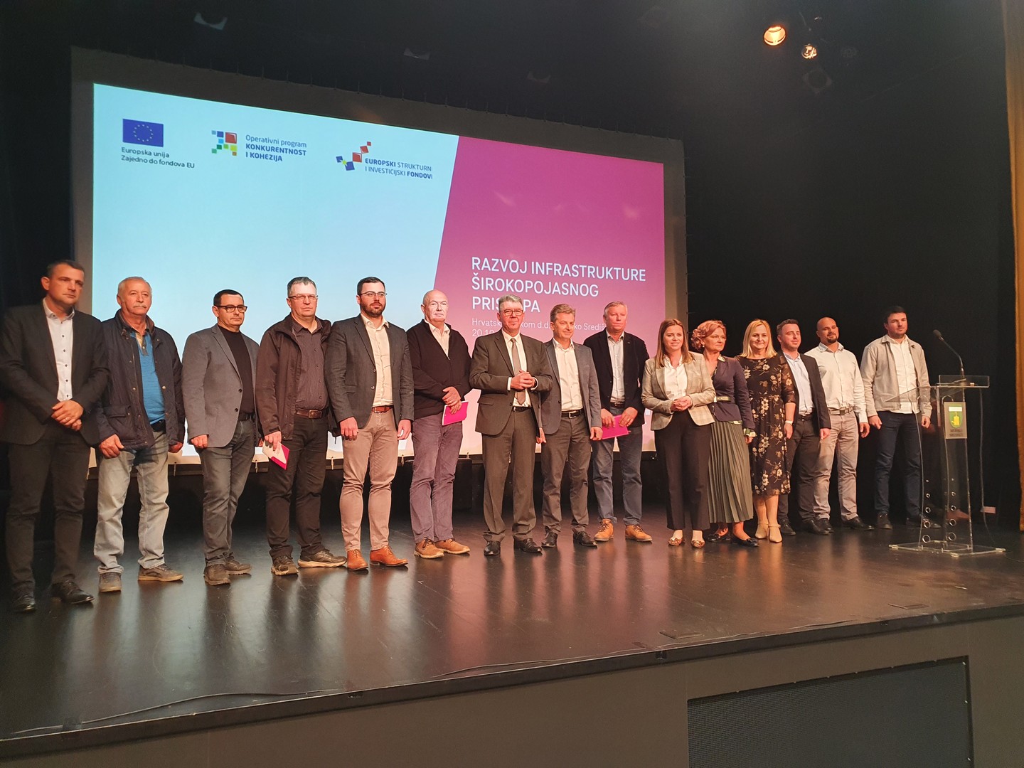 ŠIROKOPOJASNI INTERNET Uskoro dostupan na području Murskog Središća i osam susjednih općina ŠIROKOPOJASNI INTERNET Uskoro dostupan na području Murskog Središća i osam susjednih općina