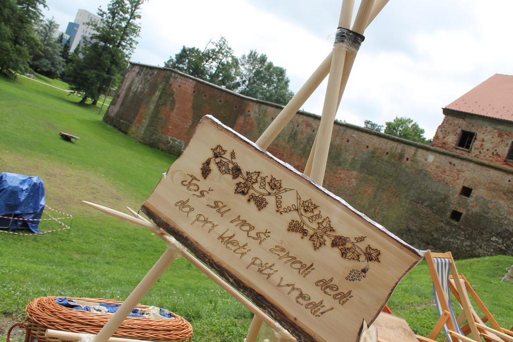 slika00005690073 FOTO: Pogledajte današnju atmosferu na Porcijukulovom! 1.8.2014.