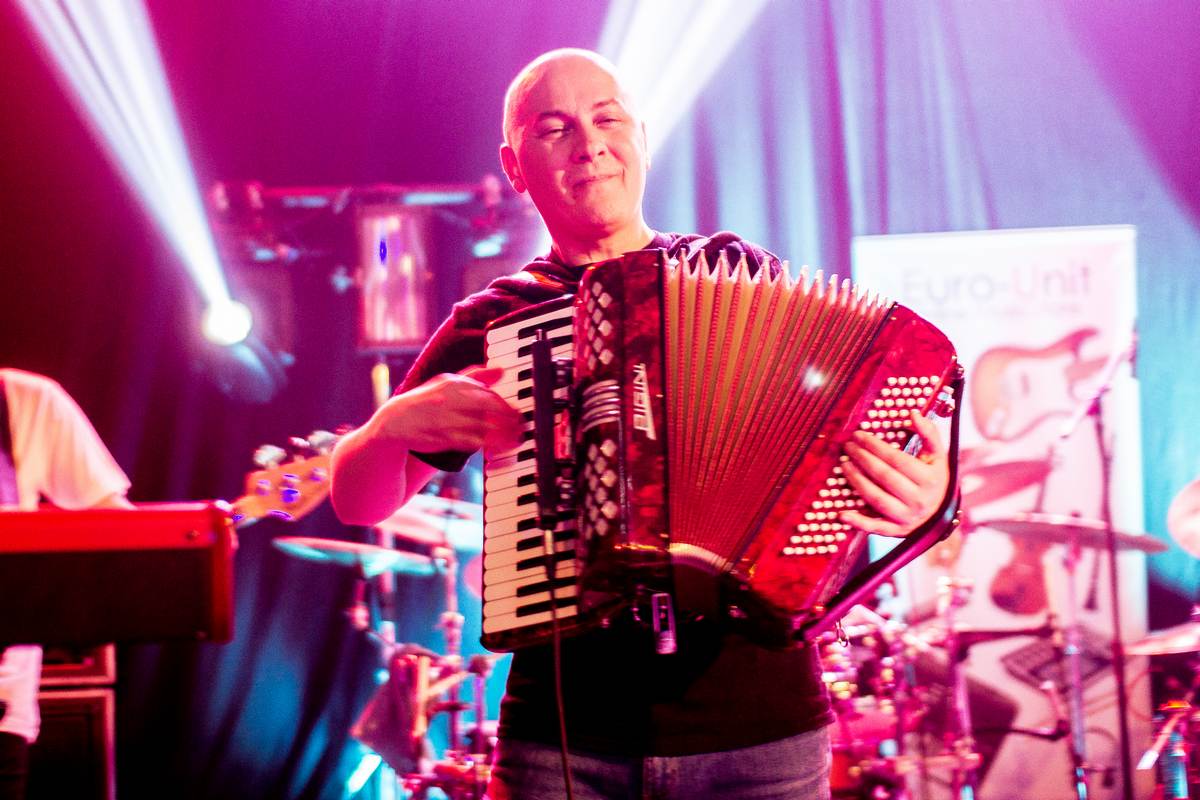 Čehaj fest: Odlična zabava na Mesapu uz Genovu, Pero Defformero i S.A.R.S.