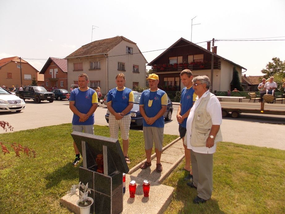 1038864214636771172285915021116